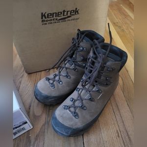Kenetrek Hardscrabble Hiker Wide
